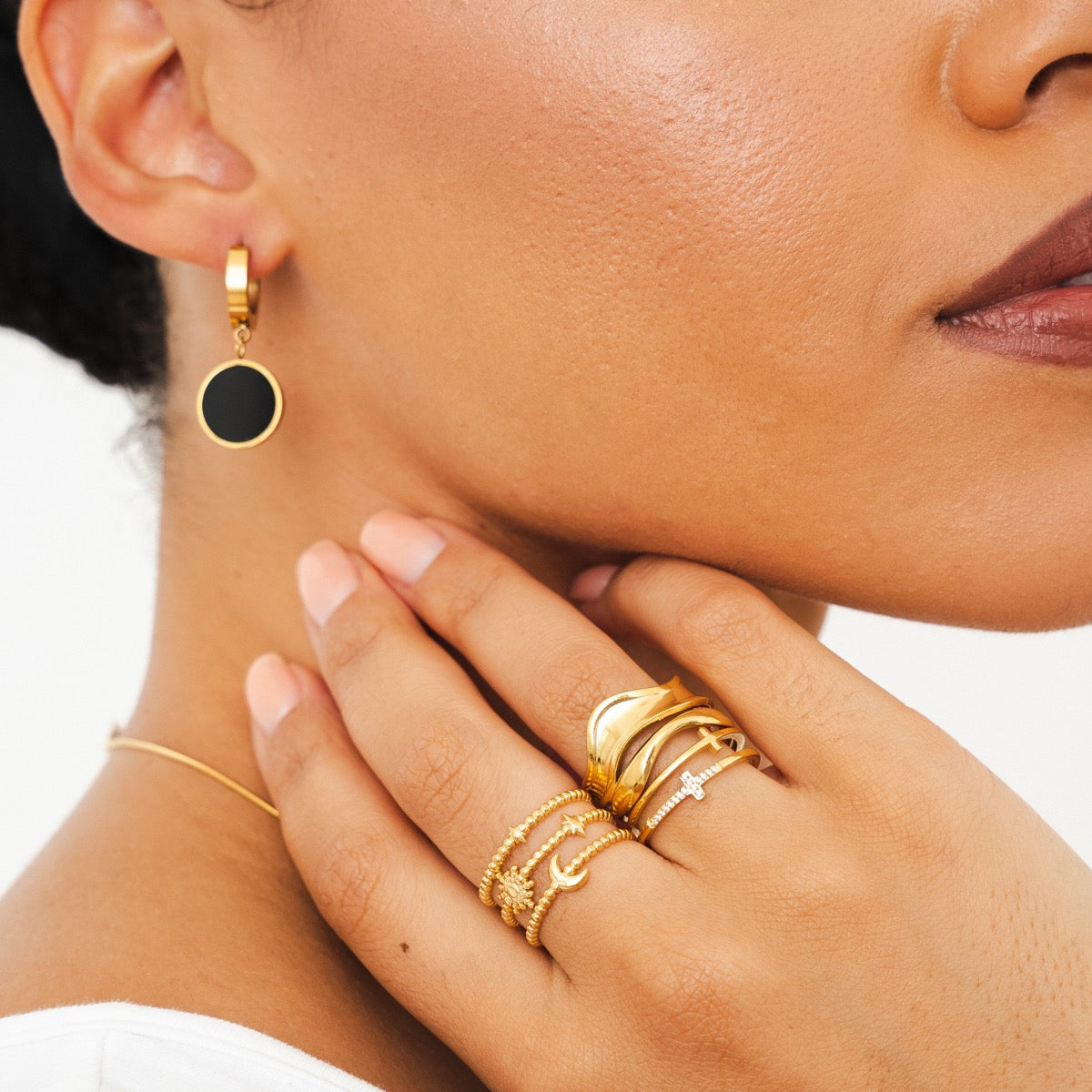 Brinco Fiora Banhado a Ouro 18k