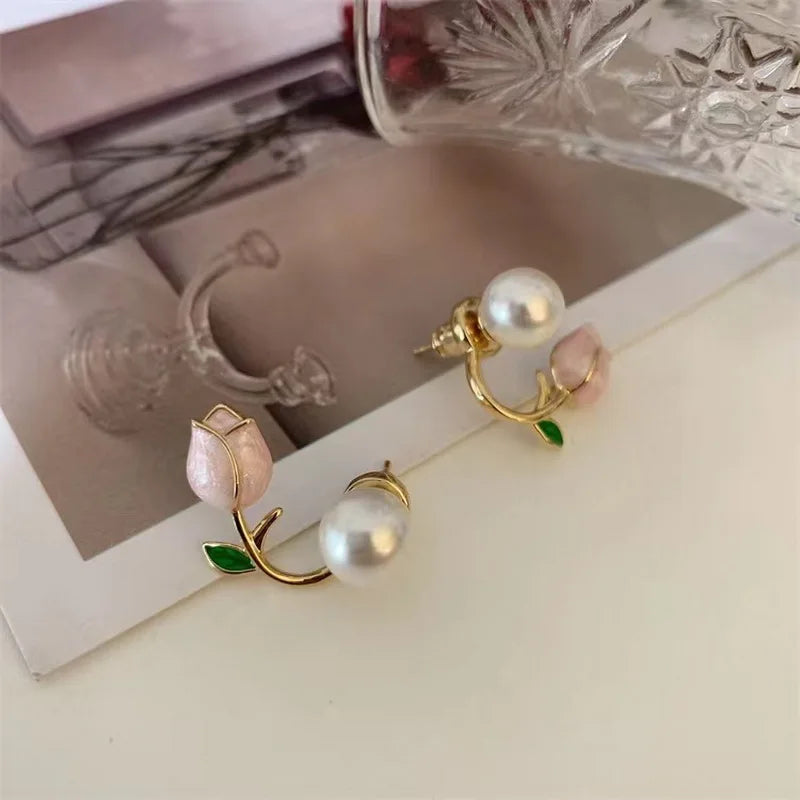 Brinco de Flor com Pérola