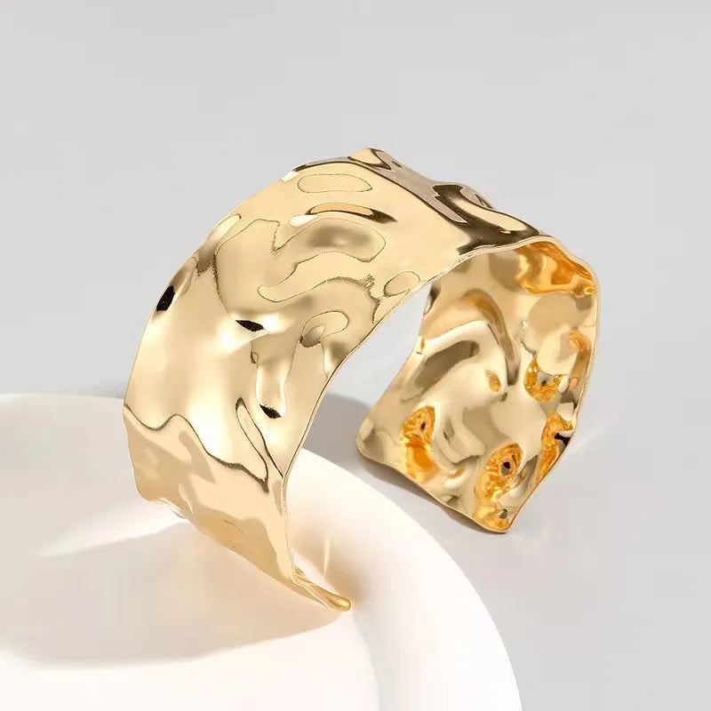 Pulseira Moderna Banhada a Ouro