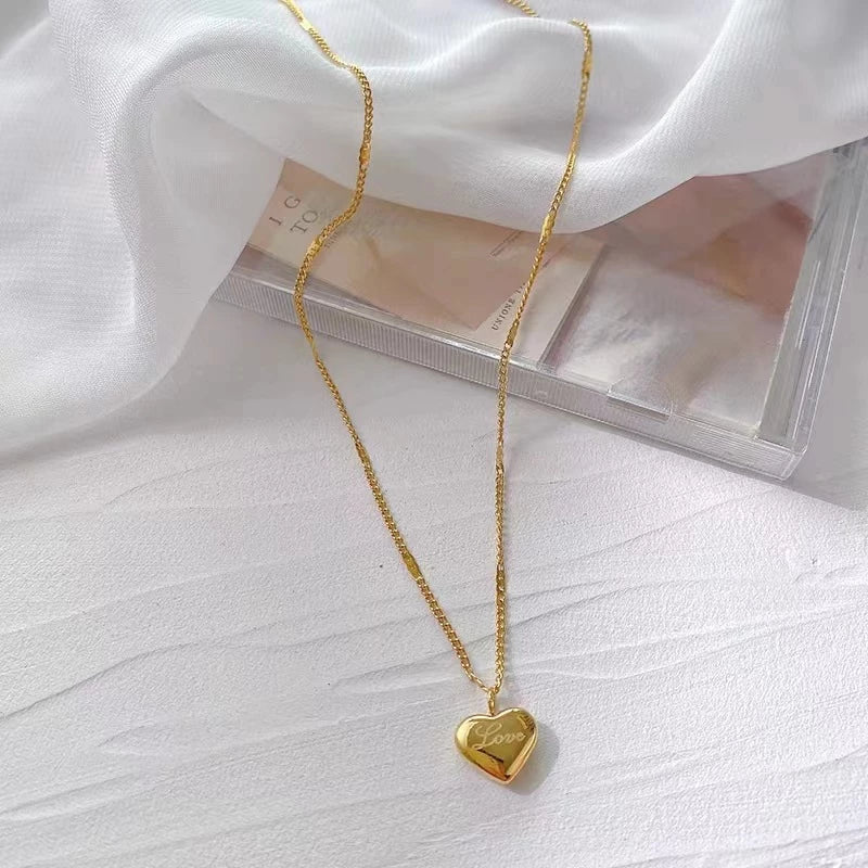 Colar com Pingente de Coração Ouro 18K