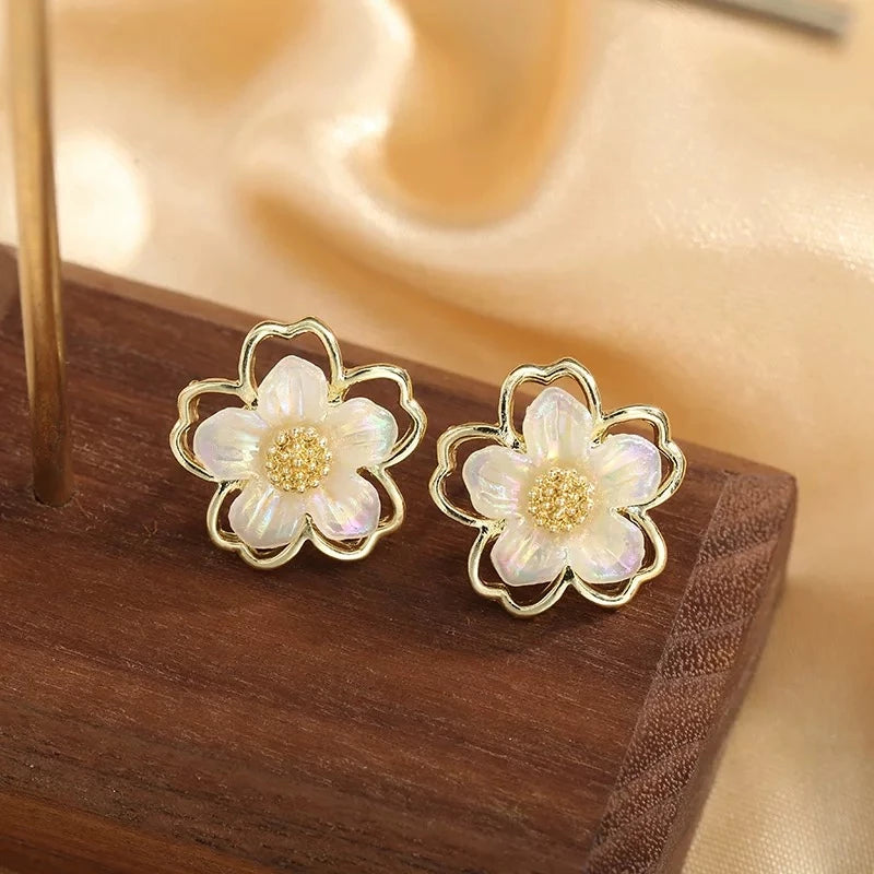 Brinco Elegante de Flores