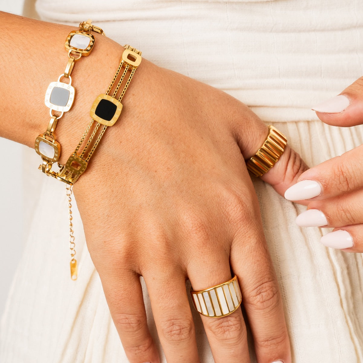 Anel Roma Banhado a Ouro 18k