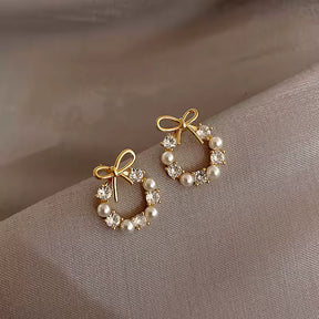 Brinco Lacinho com Pérolas