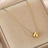 Colar com Pingente de Bolinha Folheado Ouro 18K