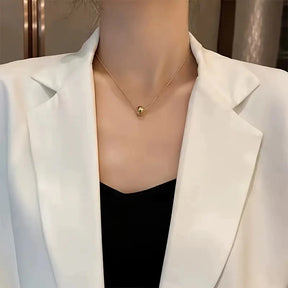 Colar com Pingente de Bolinha Folheado Ouro 18K