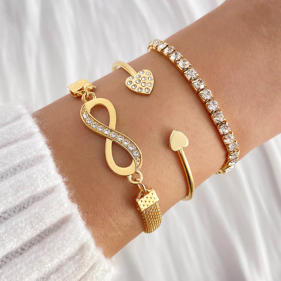 Conjunto de Pulseiras com Simbolo Infinito