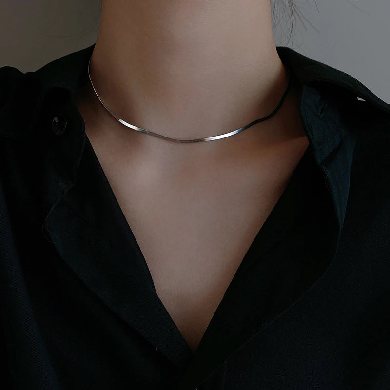 Gargantilha Simples Minimalista
